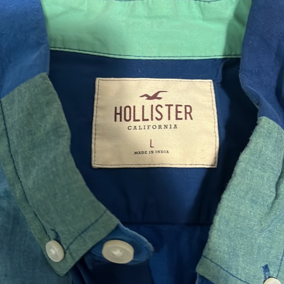 Hollister long sleeve button down shirt - Picture 2 of 4